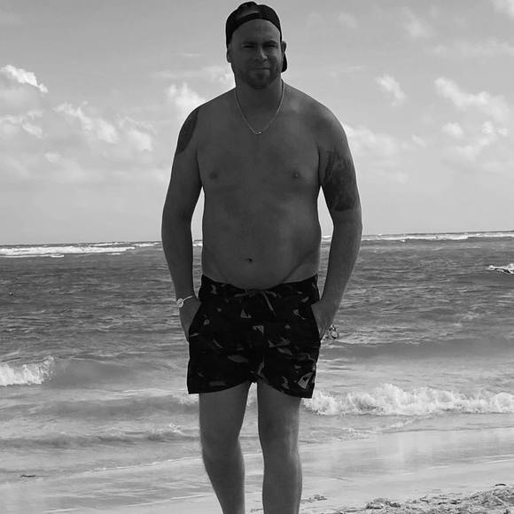 Meet your Posher, Robert - Picture 1 of 1